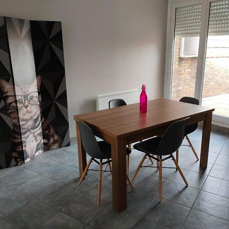 Appartement 2 Chambres Spacieuses Avec Terrasse Brouckerque Εξωτερικό φωτογραφία